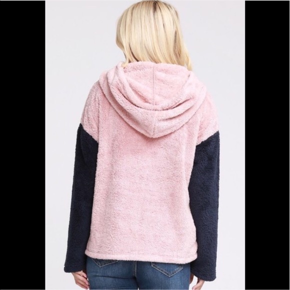 1 left❤️pink navy hooded sherpa sweatshirt - Picture 5 of 7